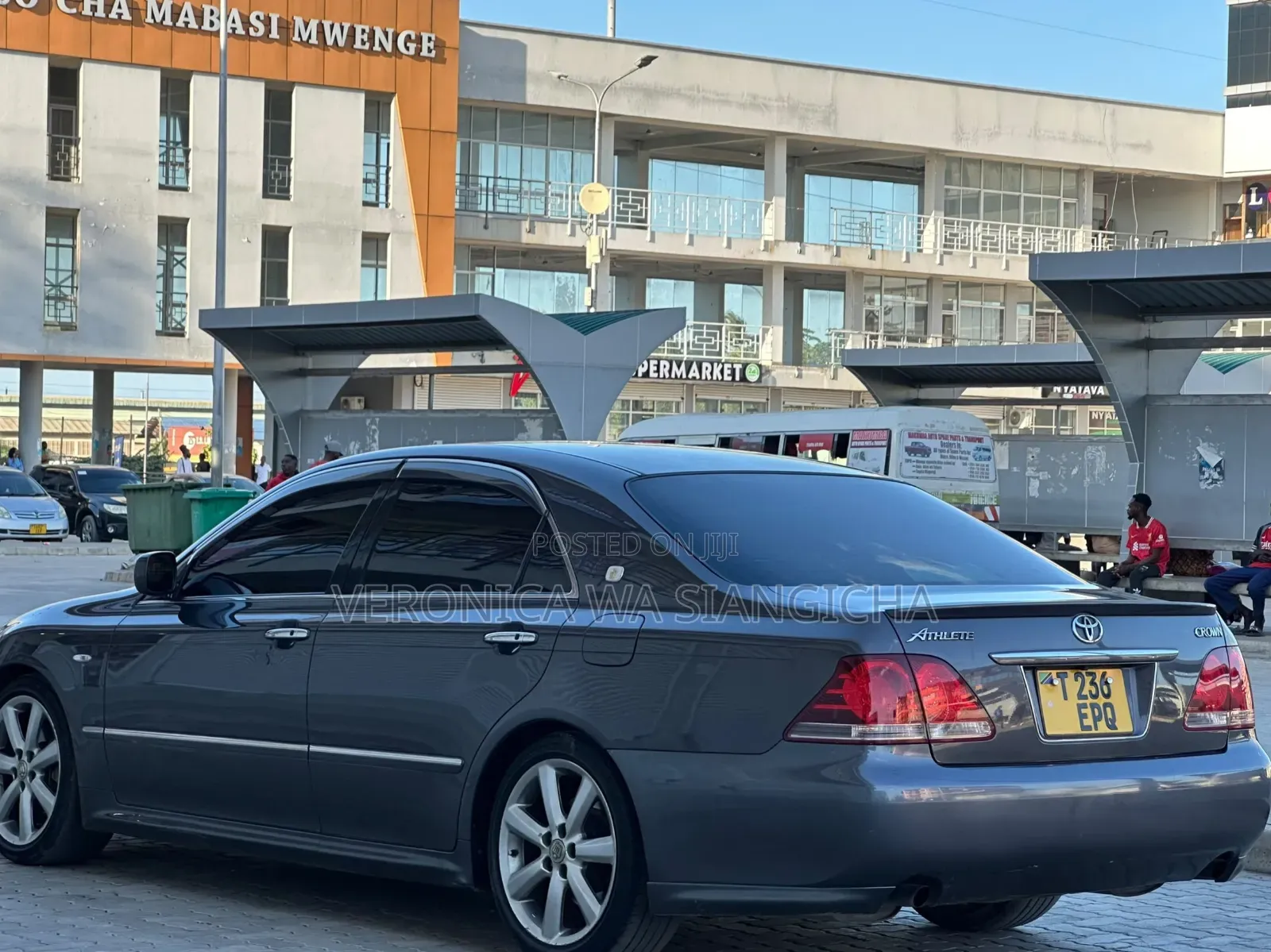 Toyota Crown 2006 Gray