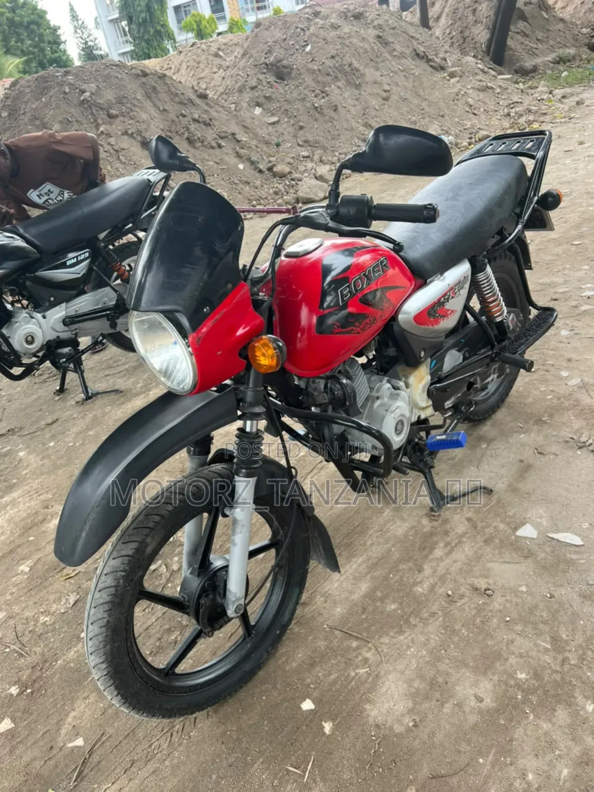 Bajaj Boxer X125 2021 Red