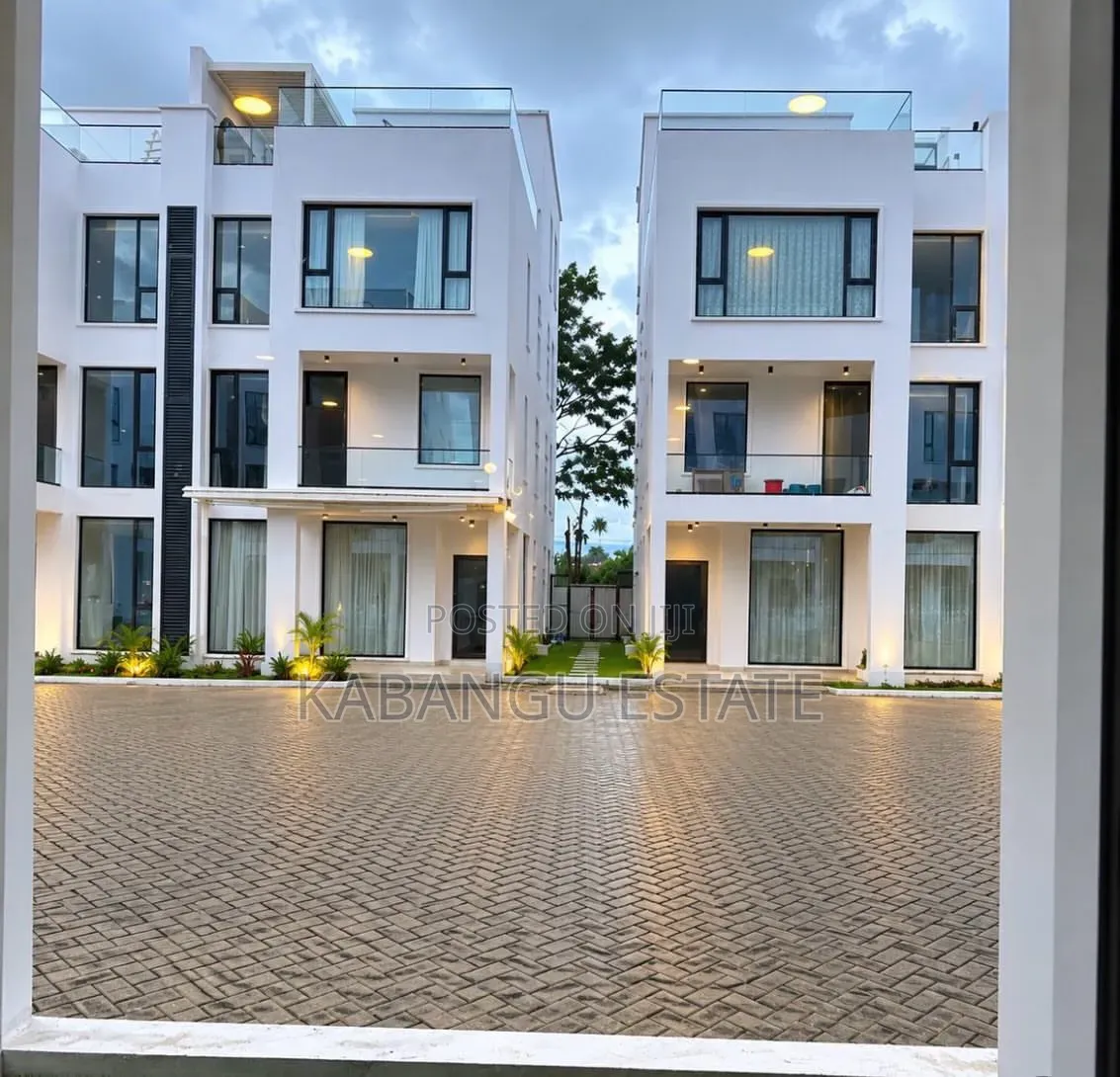 Furnished 5bdrm Villa in Oysterbay for rent