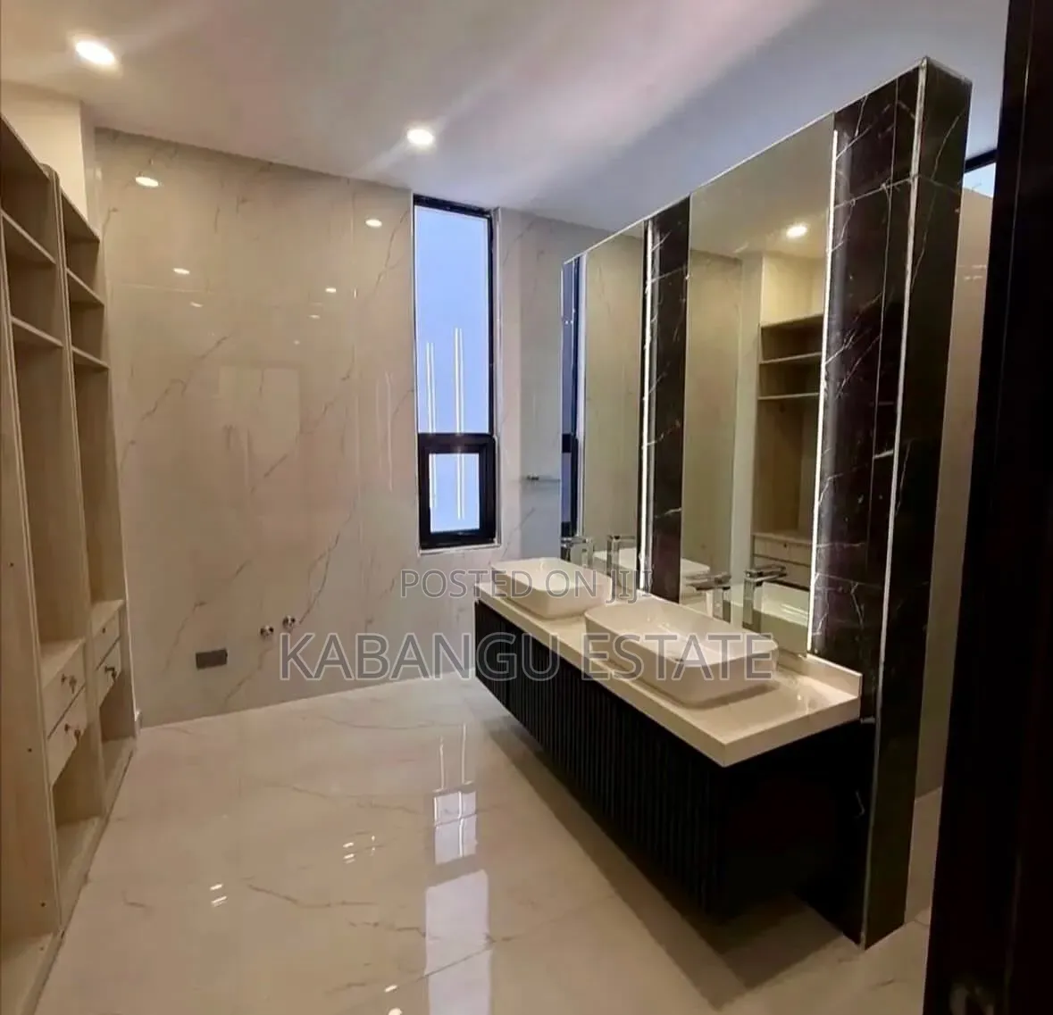 Furnished 5bdrm Villa in Oysterbay for rent