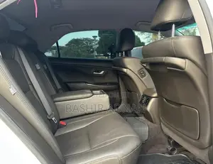 Toyota Crown 2009 White
