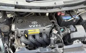 Toyota Ractis 1.5 FWD 2006 Brown