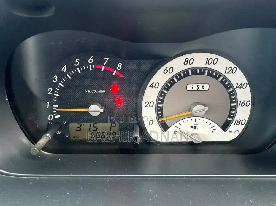 Toyota IST 2006 Blue