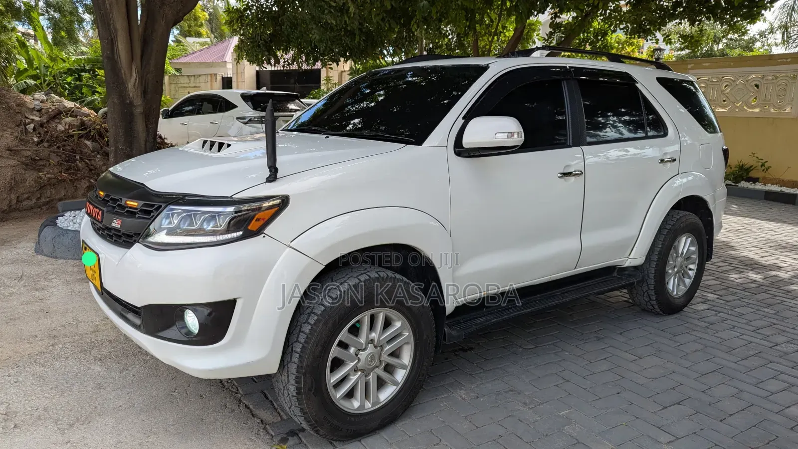Toyota Fortuner 2014 White