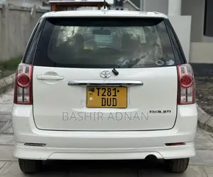 Toyota Raum 1.5 FWD 2007 White