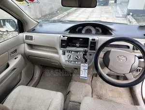 Toyota Raum 1.5 FWD 2007 White