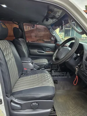 Toyota Land Cruiser Prado 1998 White