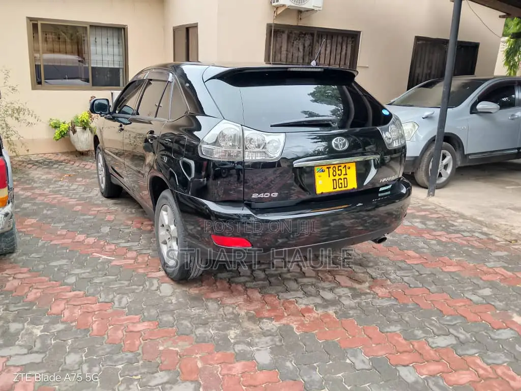 Toyota Harrier 2009 Black