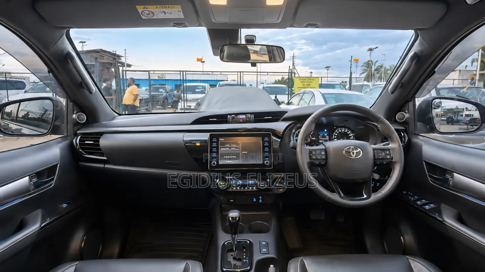 New Toyota Hilux 2023 Beige