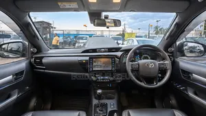 New Toyota Hilux 2023 Beige