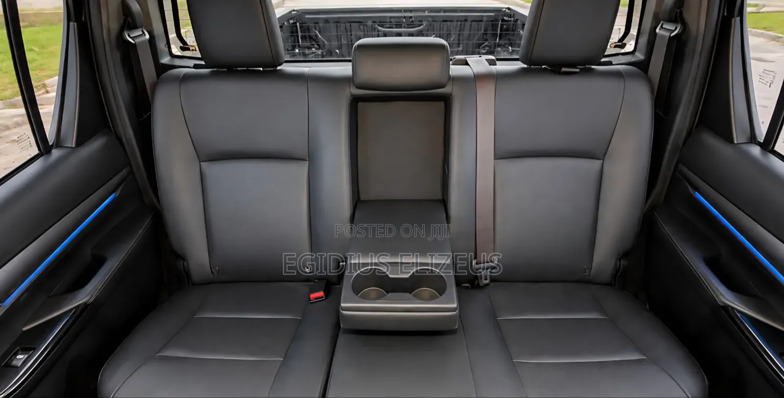 New Toyota Hilux 2023 Beige