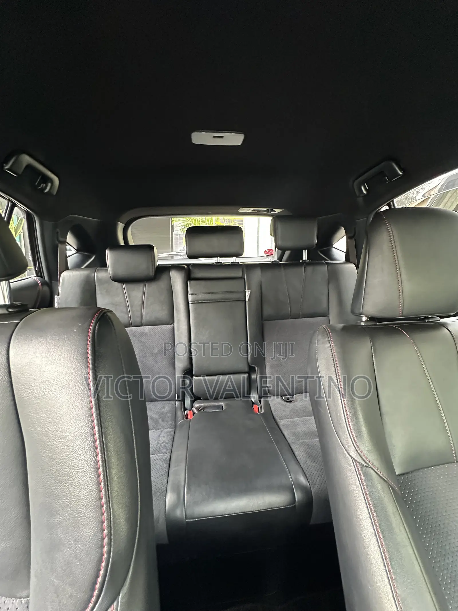 Toyota Harrier 2.5 Hybrid 4WD 2017 Black