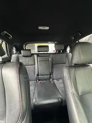 Toyota Harrier 2.5 Hybrid 4WD 2017 Black