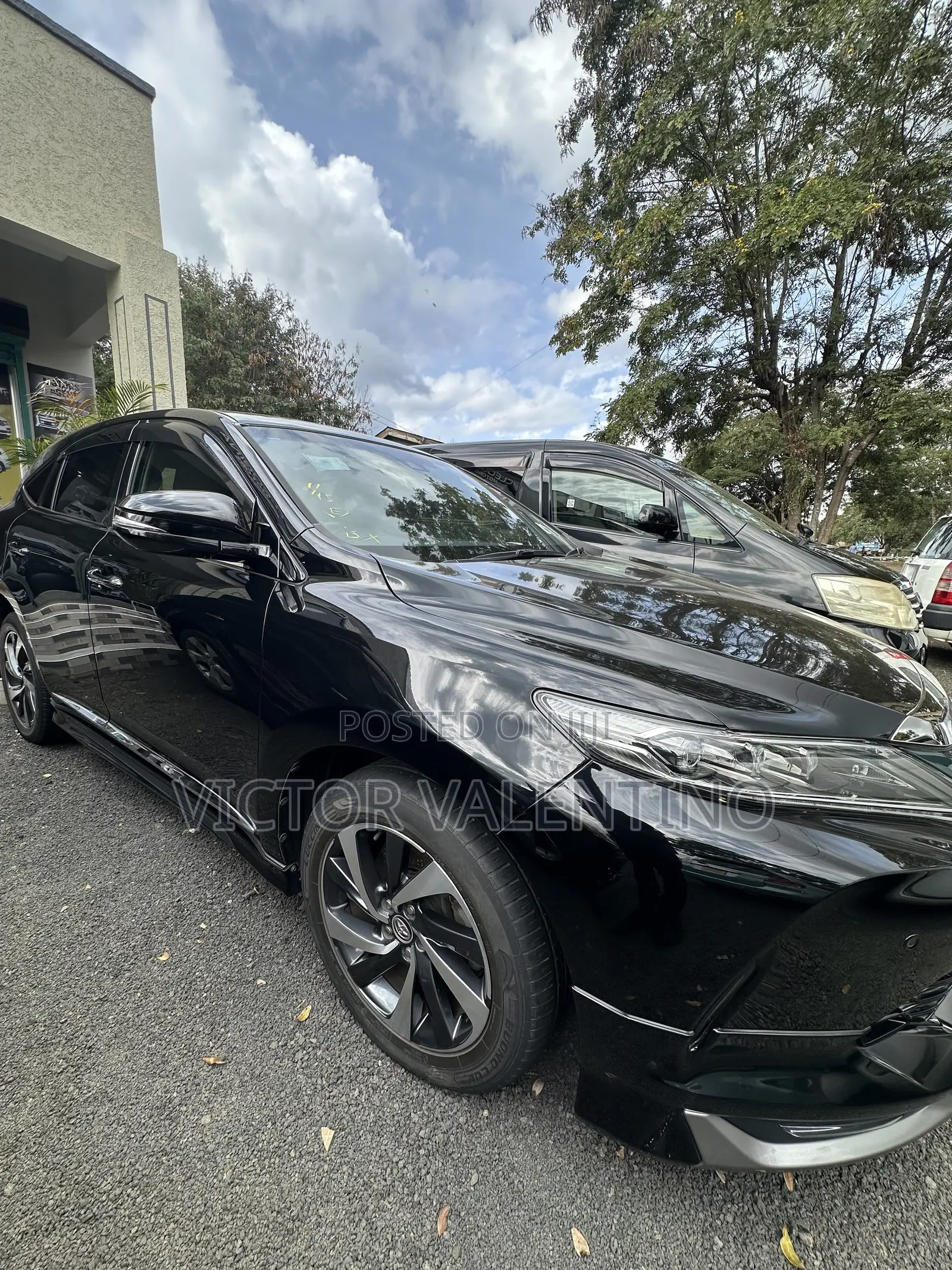 Toyota Harrier 2.5 Hybrid 4WD 2017 Black