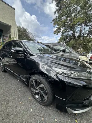 Toyota Harrier 2.5 Hybrid 4WD 2017 Black