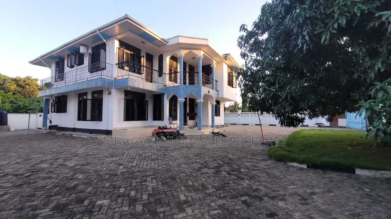 5bdrm House in Mbezi Beach for rent