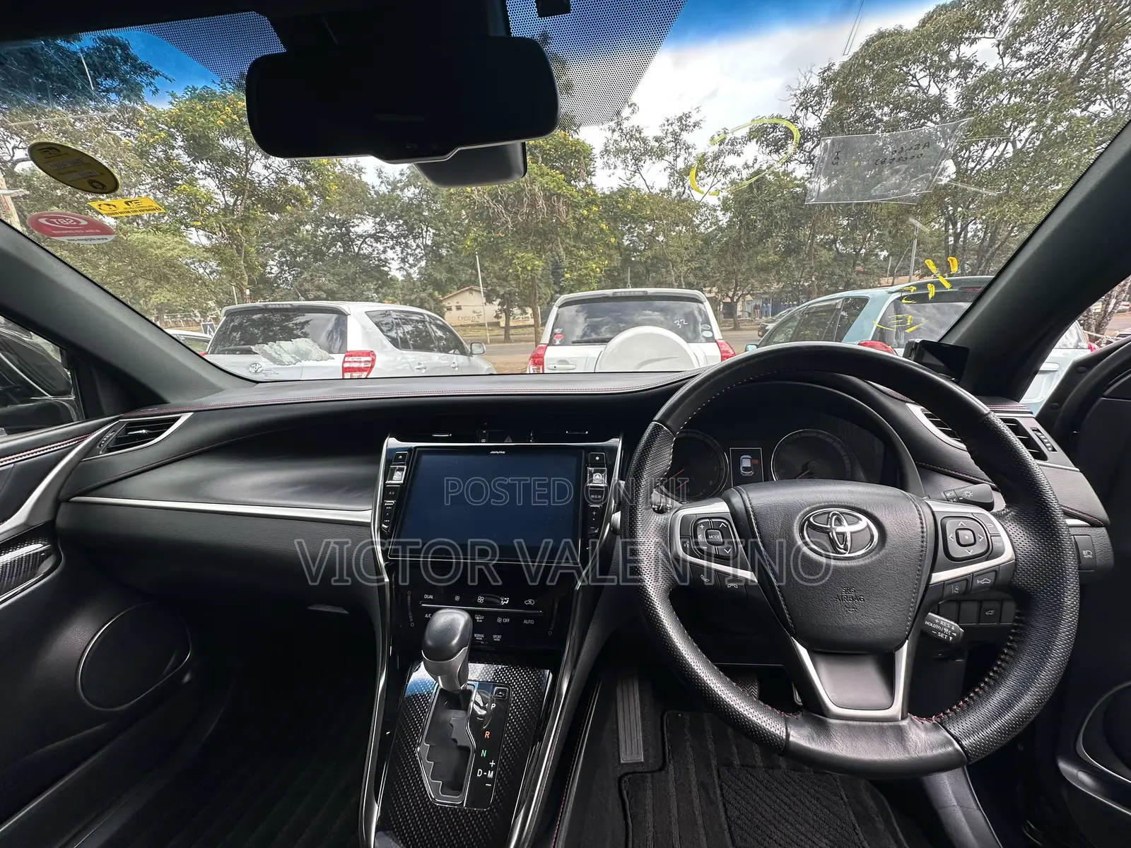Toyota Harrier 2.5 Hybrid 4WD 2017 Black