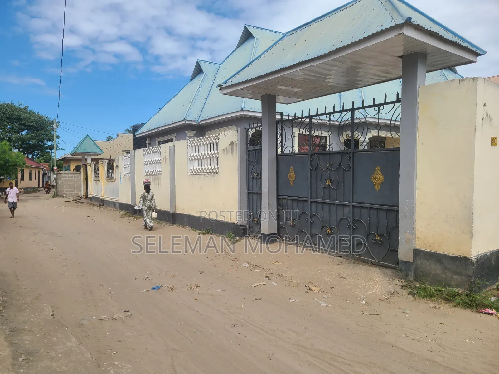 Furnished 4bdrm House in Biriani Real Estate, Chamazi for sale