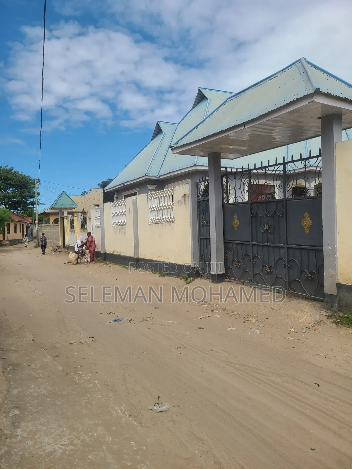 Furnished 4bdrm House in Biriani Real Estate, Chamazi for sale