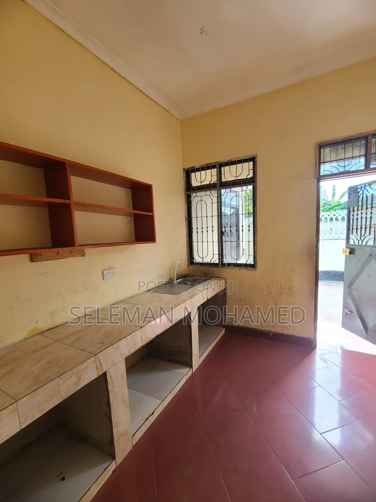 Furnished 4bdrm House in Biriani Real Estate, Chamazi for sale