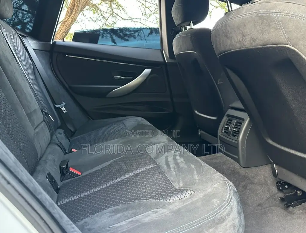 BMW 3 Series 2013 White