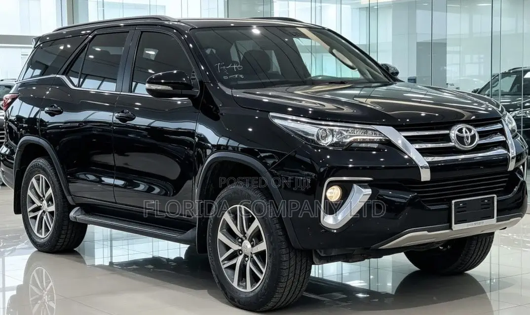Toyota Fortuner 2017 Black