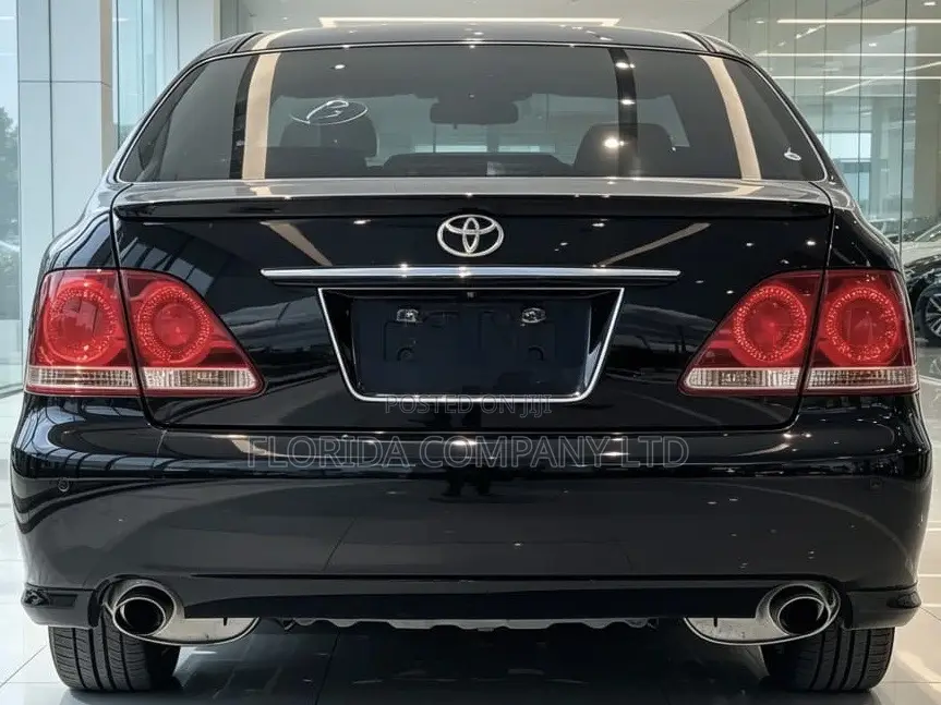 Toyota Crown 2006 Black