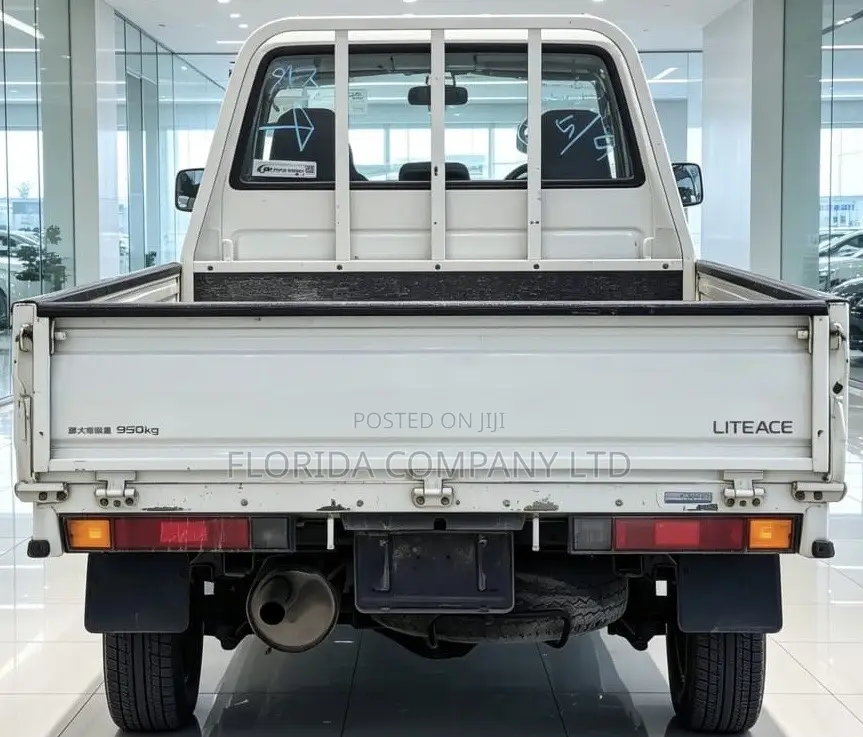 Toyota TownAce 1999 White