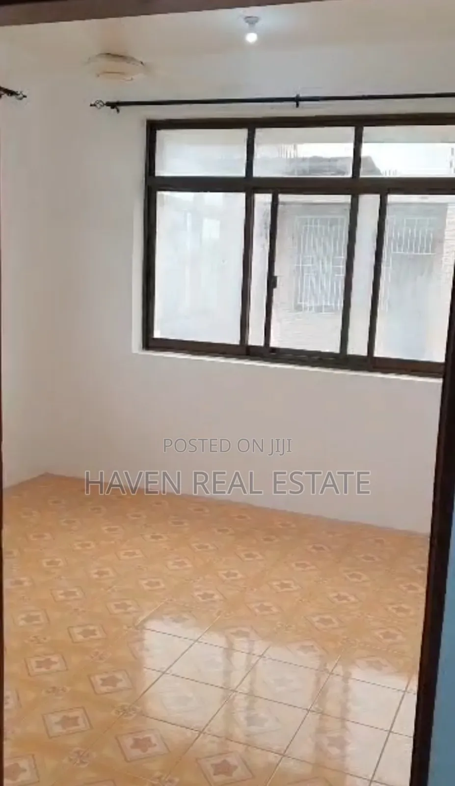 4bdrm Apartment in Mjini for rent