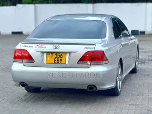 Toyota Crown Royale 2005 Silver