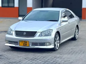 Toyota Crown Royale 2005 Silver