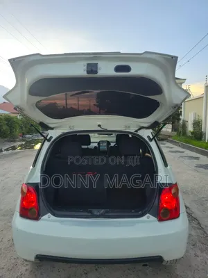 Toyota IST 2005 White