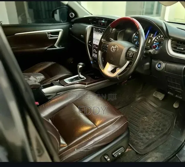 Toyota Fortuner 2017 Gray