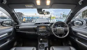 Toyota Hilux 2022 Gold