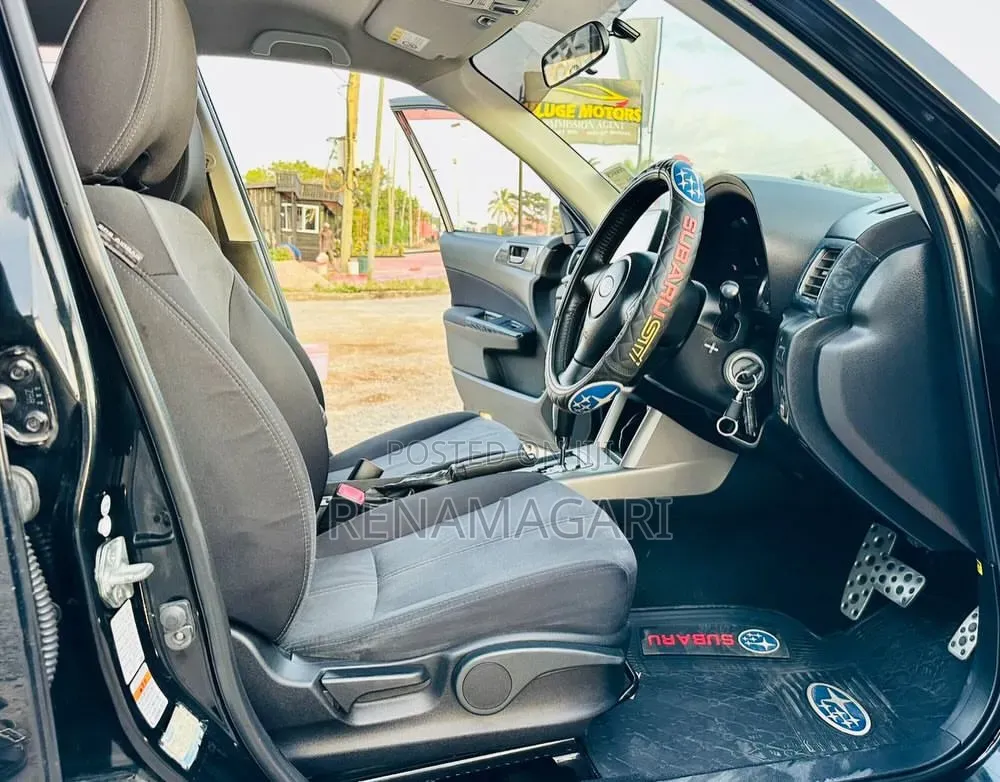 Subaru Forester 2010 Black