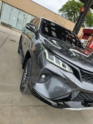 Toyota Fortuner 2018 Gray