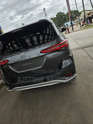 Toyota Fortuner 2018 Gray