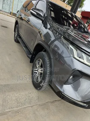 Toyota Fortuner 2018 Gray