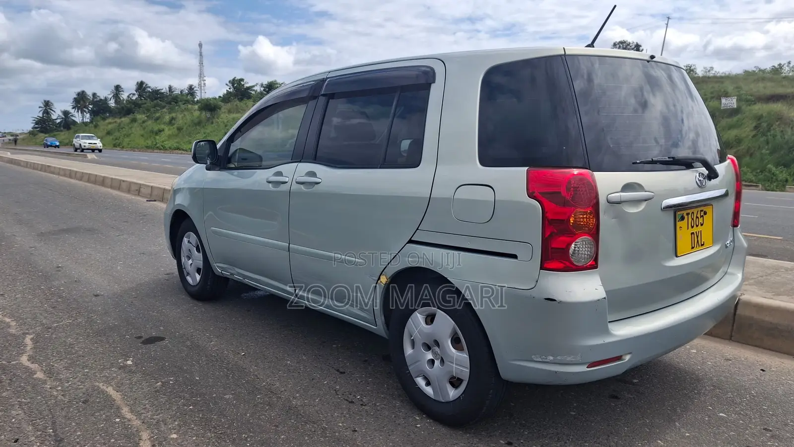 Toyota Raum 2006 Blue