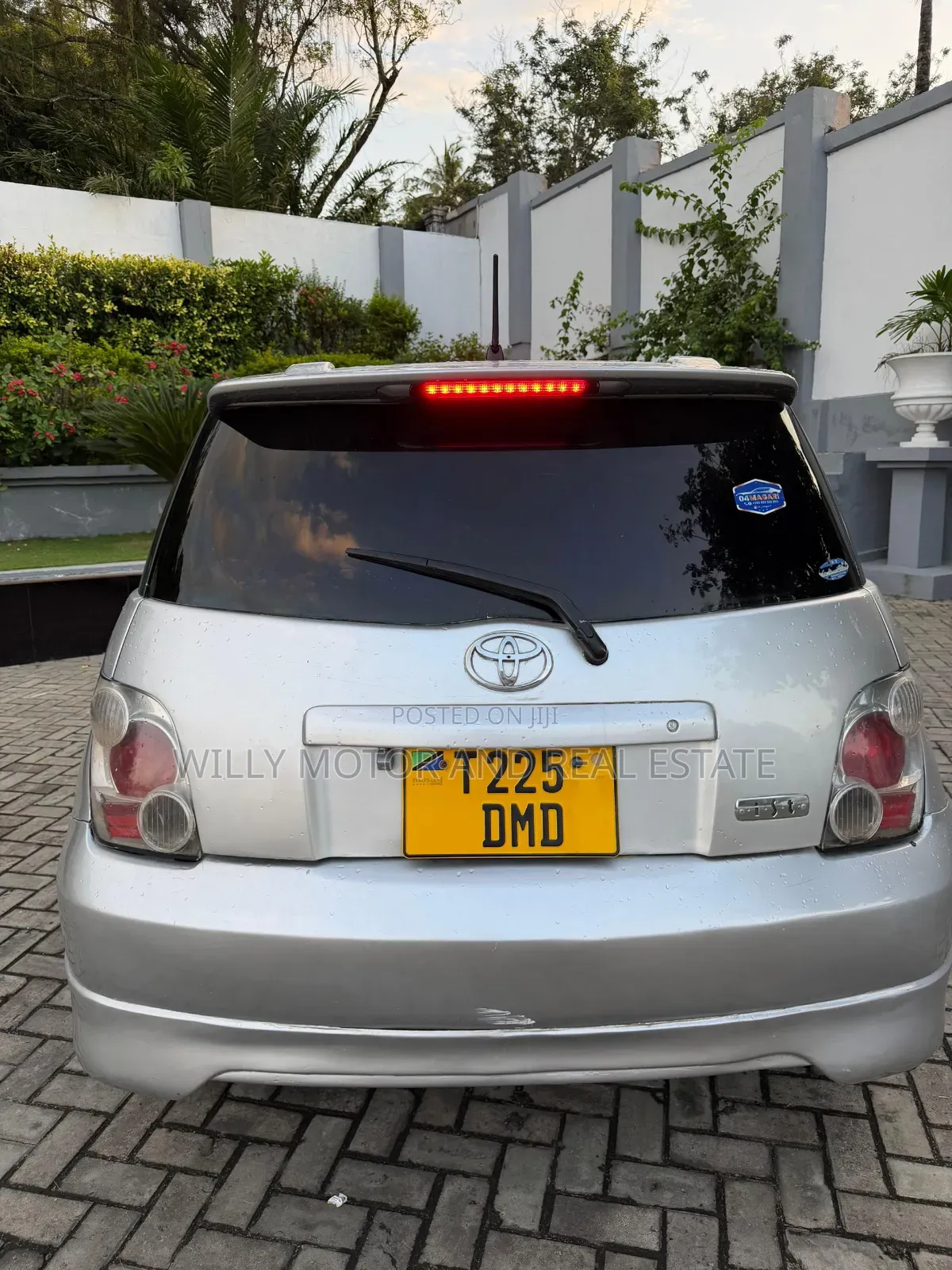 Toyota IST 2005 Silver