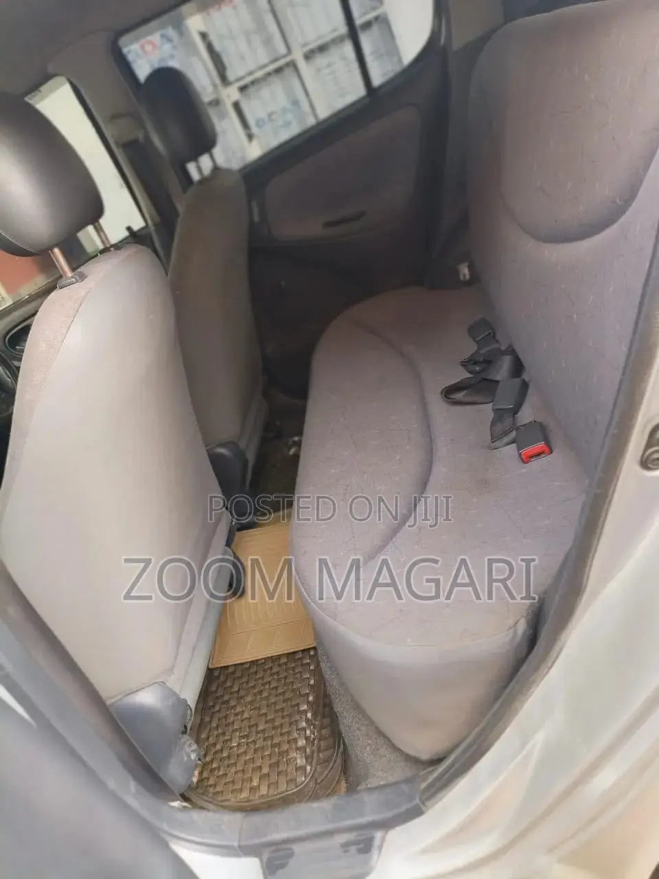 Toyota Vitz 2004 Beige