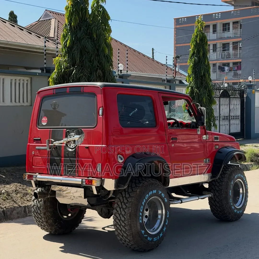 Suzuki Jimny 1996 Red