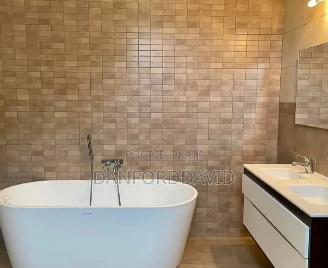 Furnished 4bdrm House in Kahwa Real Estate, Oyster Bay for rent