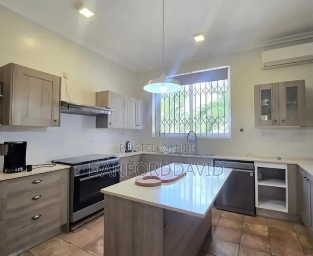 Furnished 4bdrm House in Kahwa Real Estate, Oyster Bay for rent