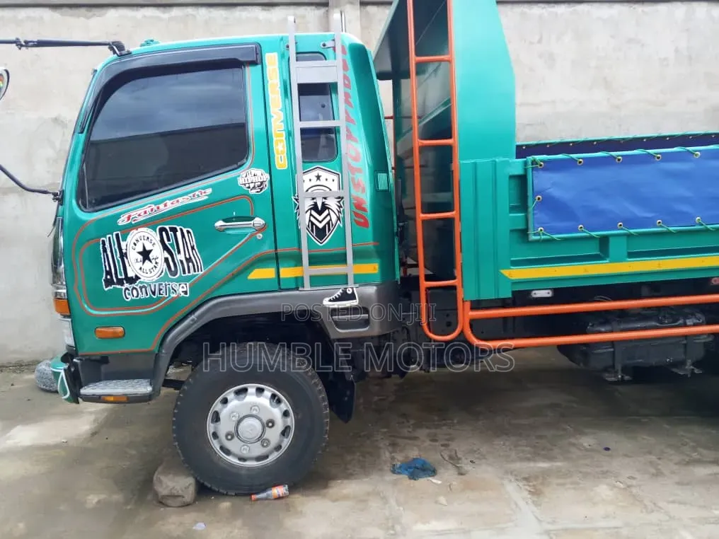 Mitsubish Fuso Tipper