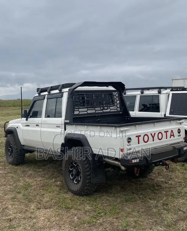 Toyota Land Cruiser 79 Series 2023 White