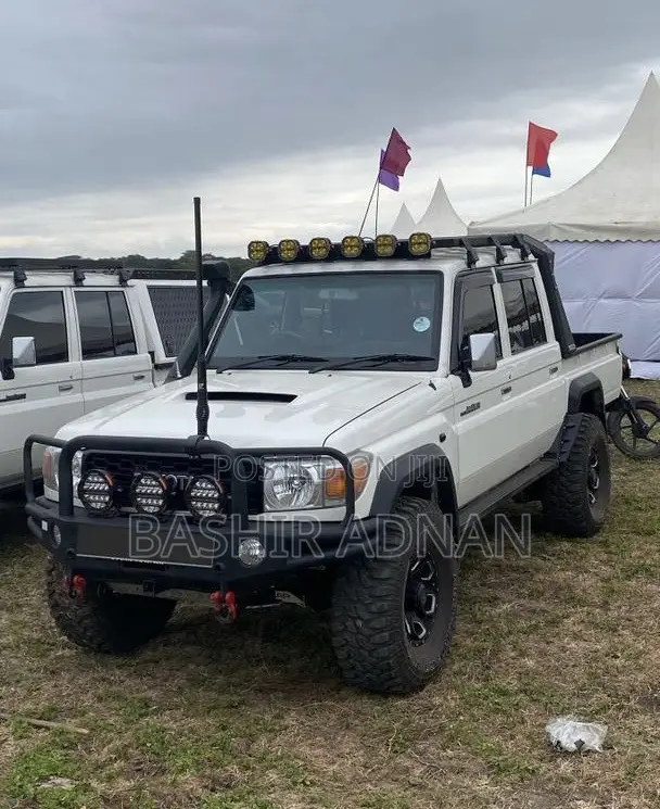 Toyota Land Cruiser 79 Series 2023 White