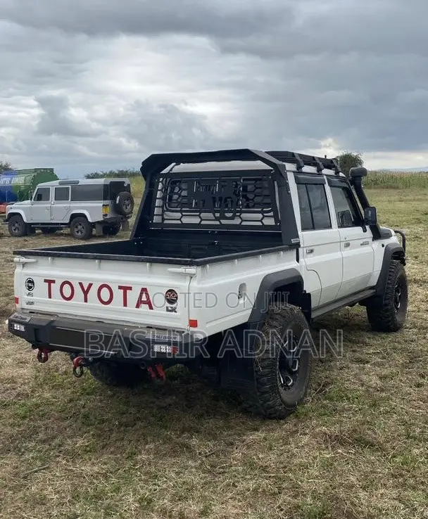 Toyota Land Cruiser 79 Series 2023 White