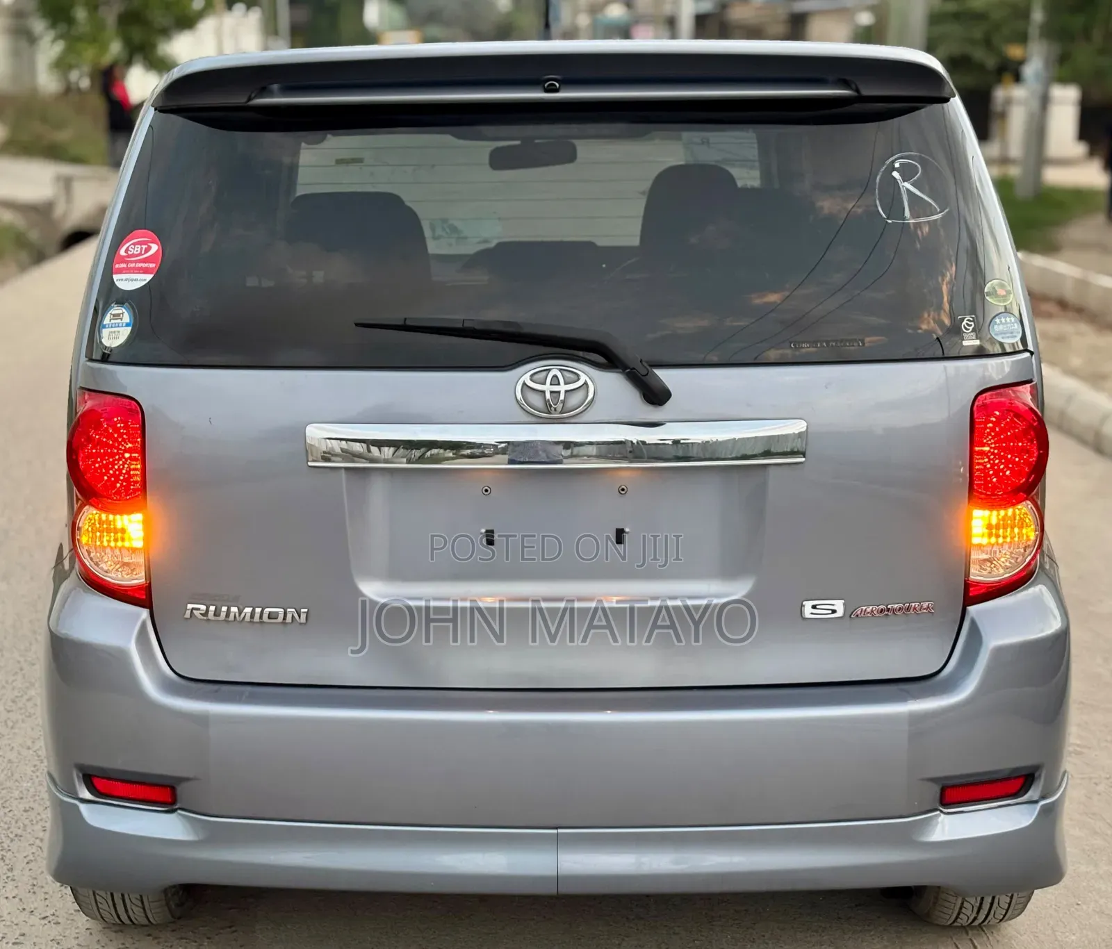 Toyota Corolla Rumion 2008 Gray
