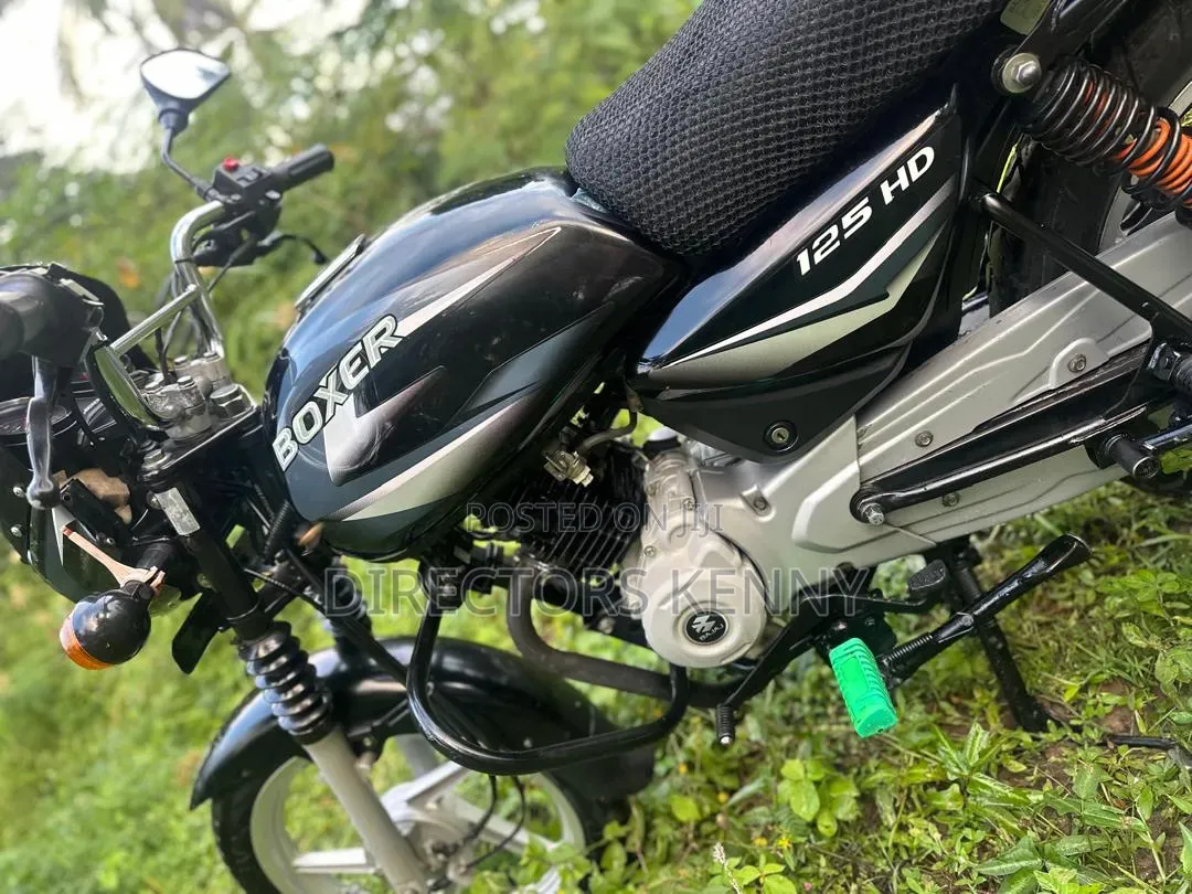 Bajaj Boxer 125 2025 Black